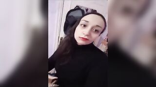 مموس سوريا بتعشق نيك الدبر خلعت  سكس مصري هدومها وحده وحده و فشخت طيزها بالكوسه متناكه شهوتها عاليه